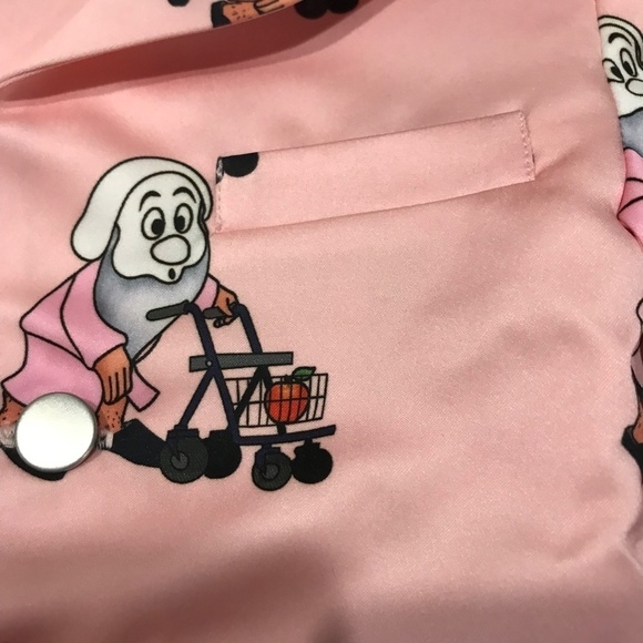 Caroline Bosman's Grumpy Dwarf Pink Button Blazer Size 4 - Picture 7 of 9